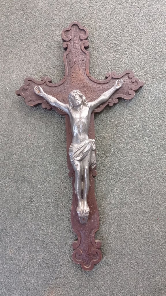 image for Antique Crucifix
