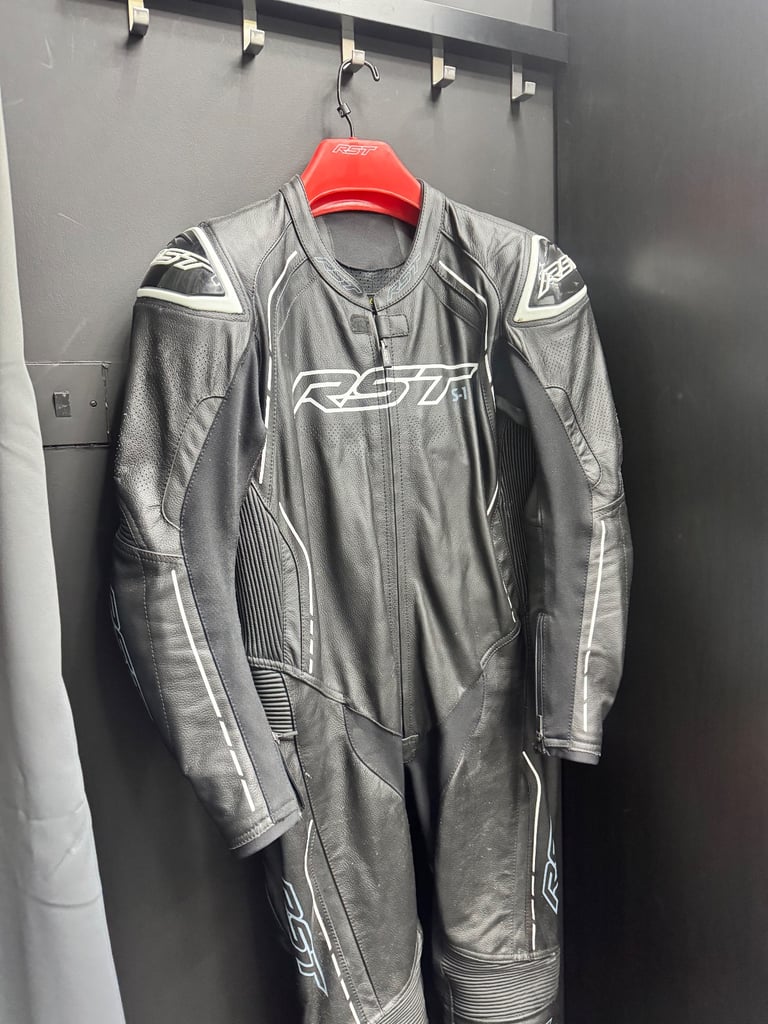 RST leather suit