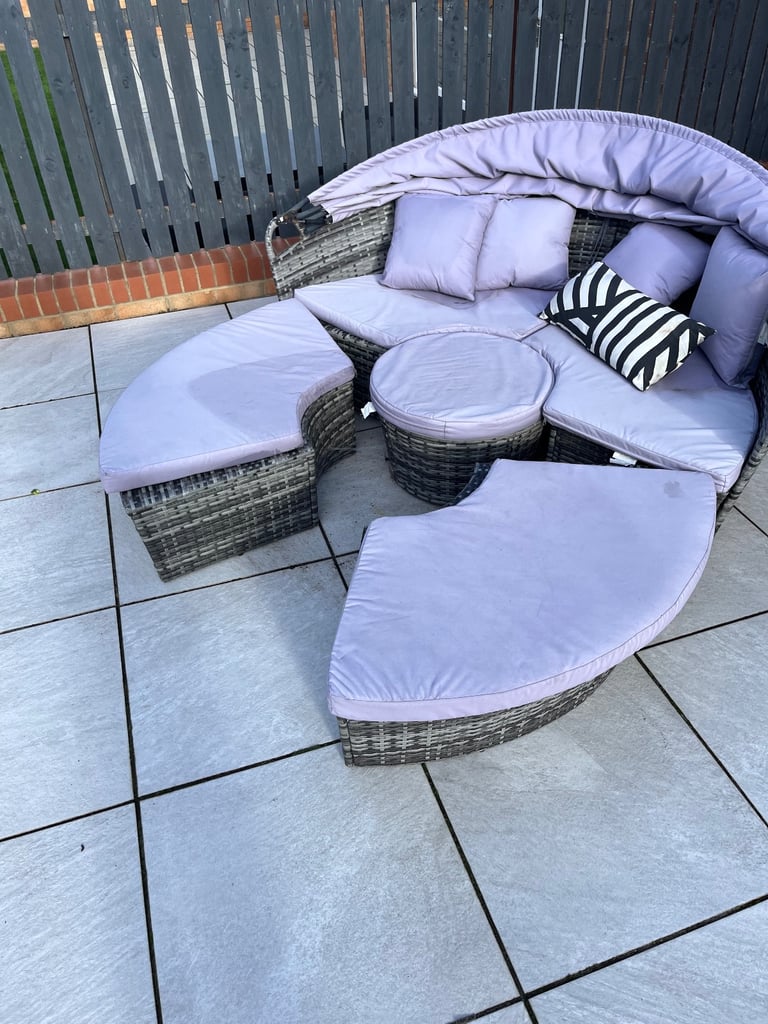 Garden day bed plus brand new spares