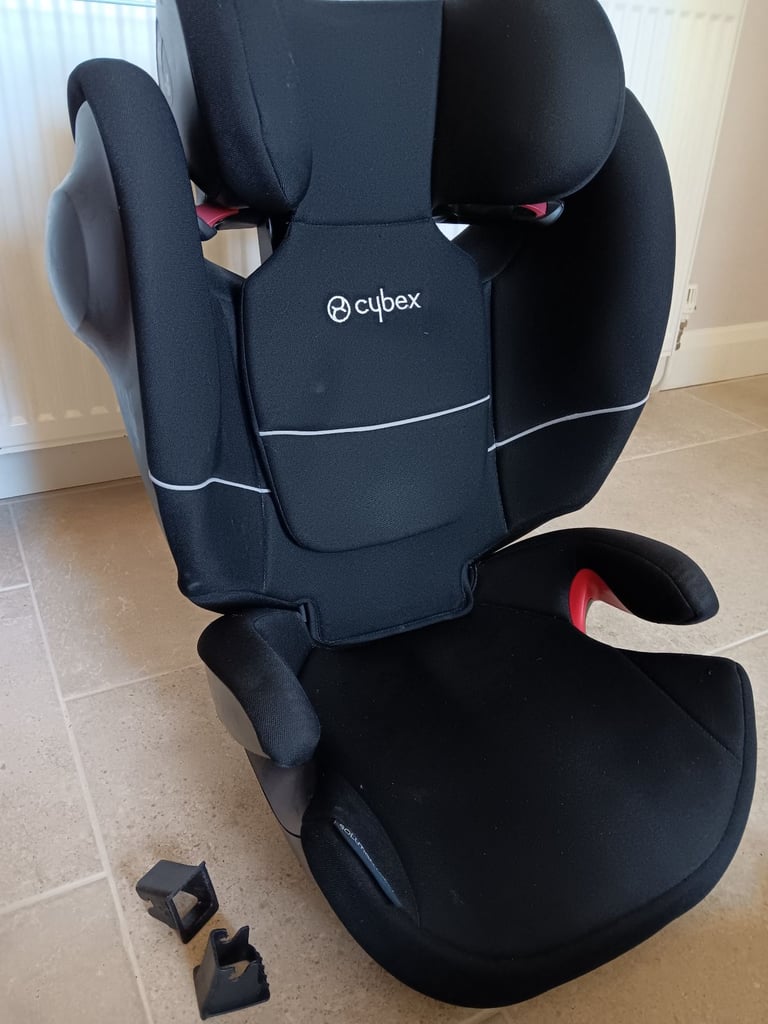 Child car seat aged 3-12, very good condition 