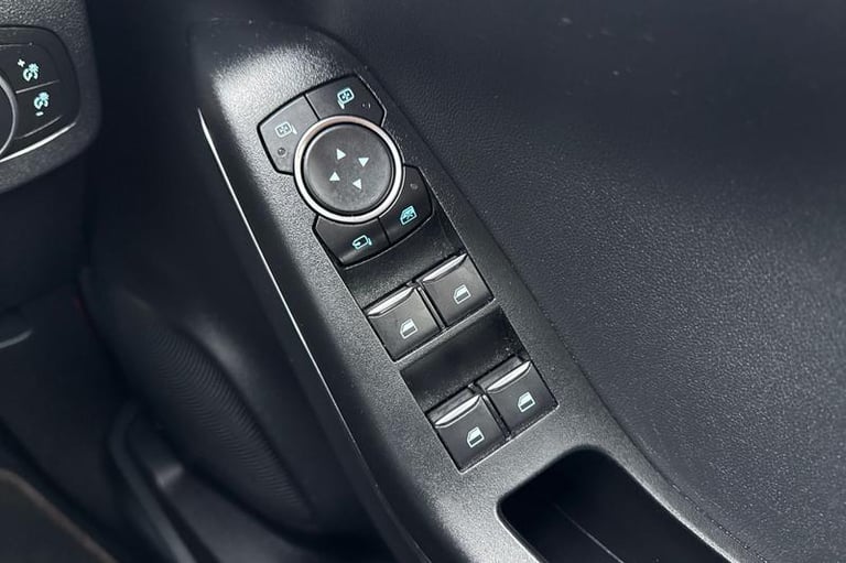 2020 Ford Puma 1.0 EcoBoost Hybrid mHEV ST-Line X First Ed 5dr- With Drivers Assistance Pa Hatchb...