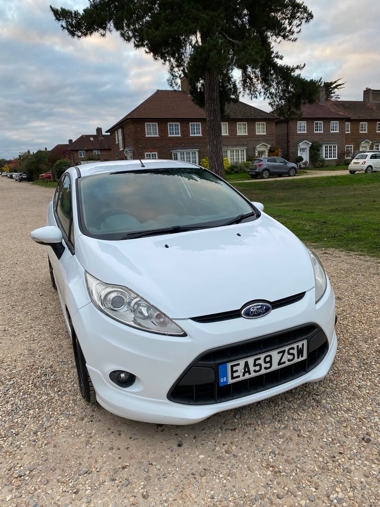 Ford, FIESTA, Hatchback, 2010, Manual, 1596 (cc), 3 doors