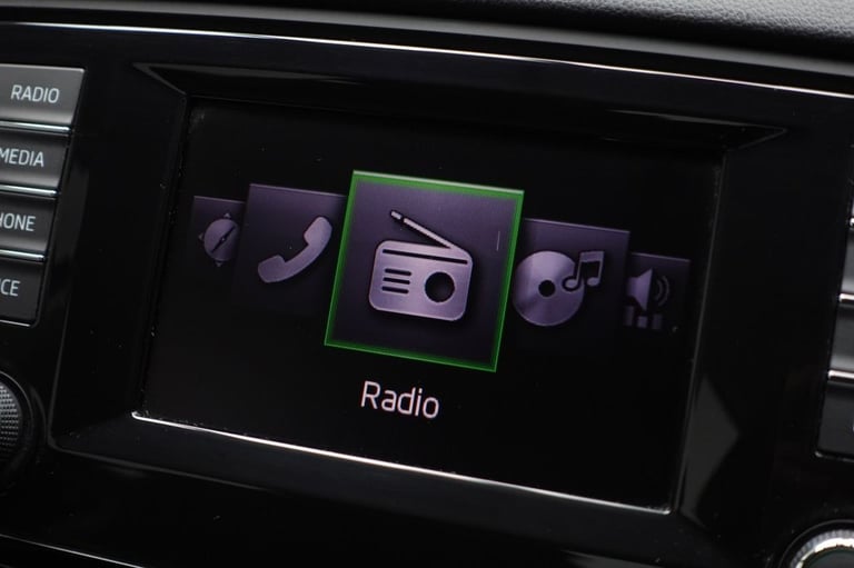 2014 Skoda Octavia 2.0 TDI Elegance Estate 5dr Diesel DSG Euro 5 (s/s) (150 ps) Estate Diesel Aut...