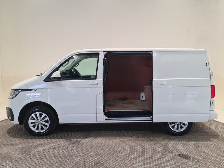 VOLKSWAGEN TRANSPORTER 2.0 TDI T30 P/V HIGHLINE FWD 150 BHP SWB DIESEL