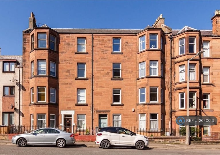 2 bedroom flat in Willowbrae, Edinburgh, EH8 (2 bed) (#2640613)