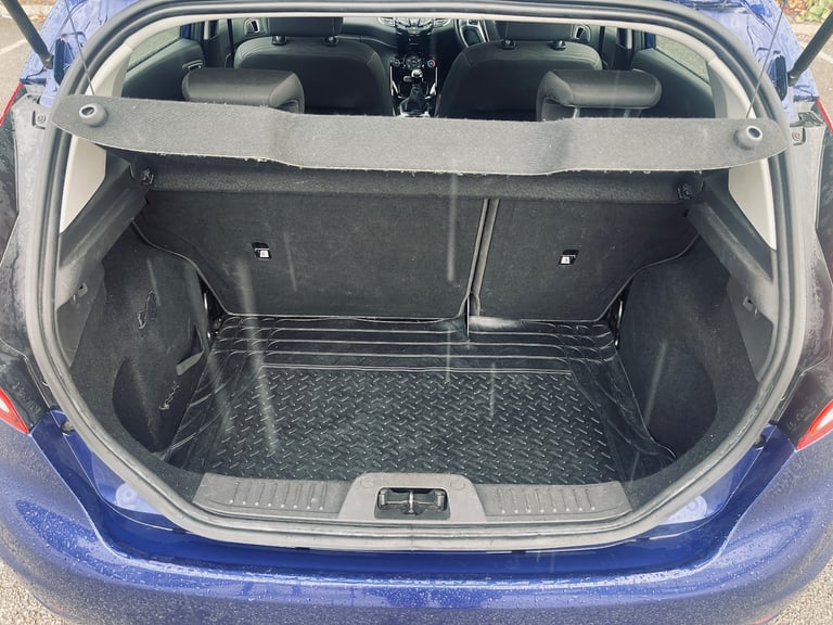 Ford FIESTA 2013, Manual 1.0L petrol, £20 tax, full service history, px welcome, 5 doors