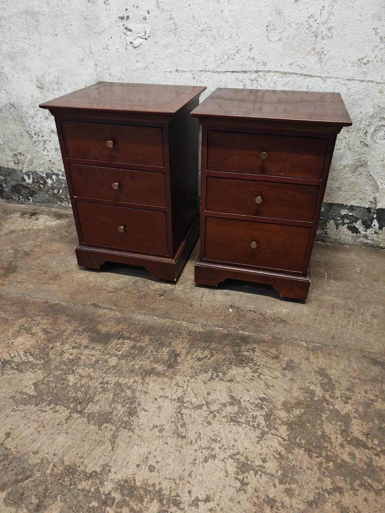 Pair of modern bedside drawers