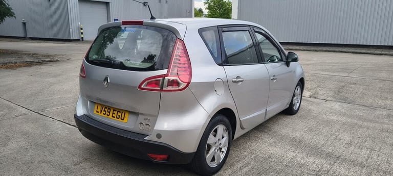 2009 Renault Scenic 1.9 dCi Dynamique 5dr MPV Diesel Manual