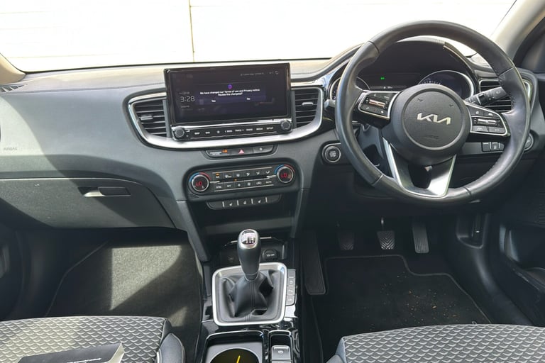  Kia Xceed 1.5 T Gdi 3 Suv 5dr Petrol Manual Euro 6 s/s 158 Bhp Petrol