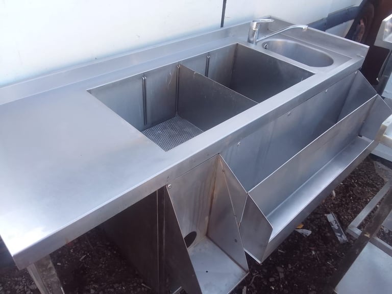 Commercial catering equipment sinks stainless steel restaurant kitchen trailer items 