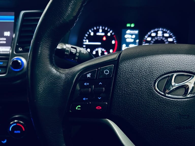 HYUNDAI TUCSON 2.0 CRDI BLUE DRIVE PREMIUM SE SUV DIESEL MANUAL EURO 6 2016