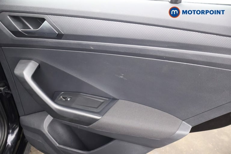 2022 Volkswagen T-Roc 1.0 TSI Life 5dr SUV Petrol Manual