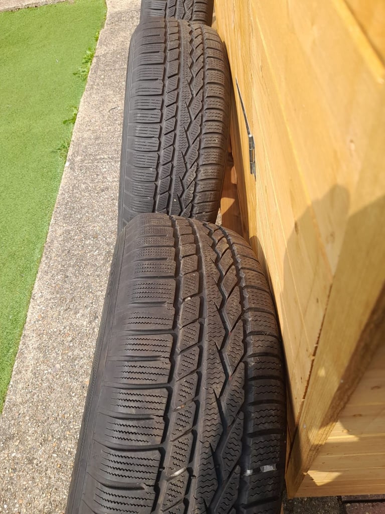 Set of  E53 BMW X5 Alloy Wheels with Winter Tyres in West London Area