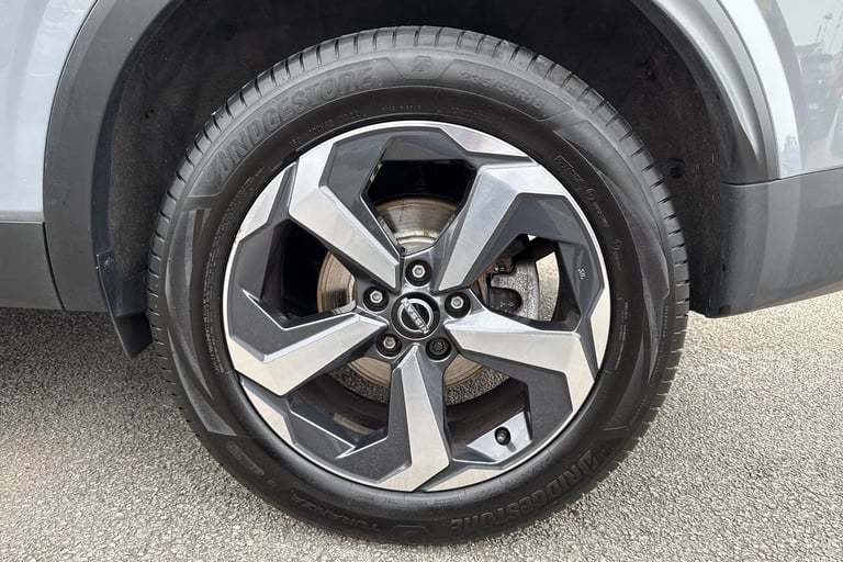 2022 Nissan Qashqai 1.3 DIG-T MHEV N-Connecta XTRON Euro 6 (s/s) 5dr SUV PETROL Automatic