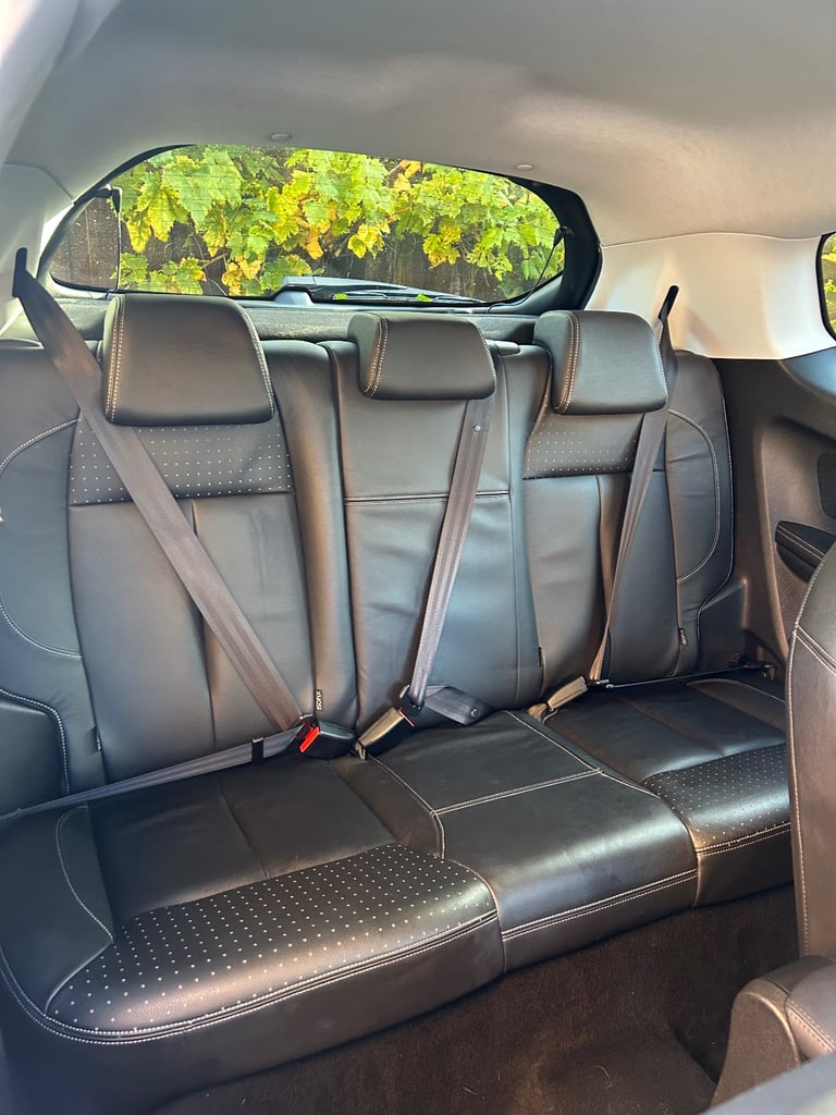 Peugeot, 208, Hatchback, 2013, Manual, 1200 (cc), 3 doors