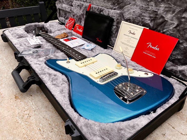 ♚MINT♚FENDER AMERICAN Professional JAZZMASTER USA♚ROSEWOOD NECK♚Lake Placid Blue