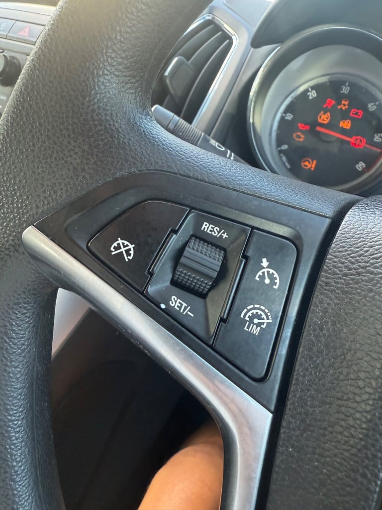 2015 Vauxhall Zafira 2.0 CDTi Exclusiv 5dr Diesel