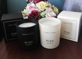 Luxurious fragrance candles 