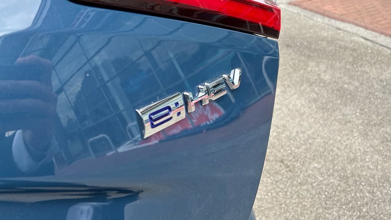 2025 Honda Civic 2.0 eHEV Advance 5dr CVT Hybrid Hatchback Hatchback Hybrid Automatic