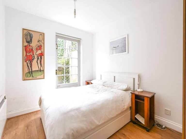 🏠 Bright room available in Seven Sisters 