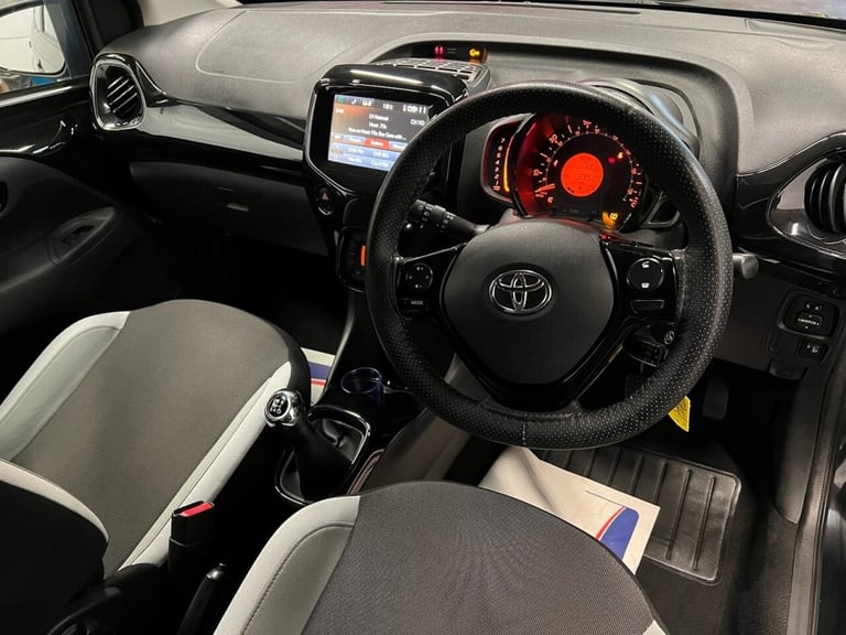 2017 Toyota AYGO 1.0 VVT-i X-Style 5dr HATCHBACK PETROL Manual