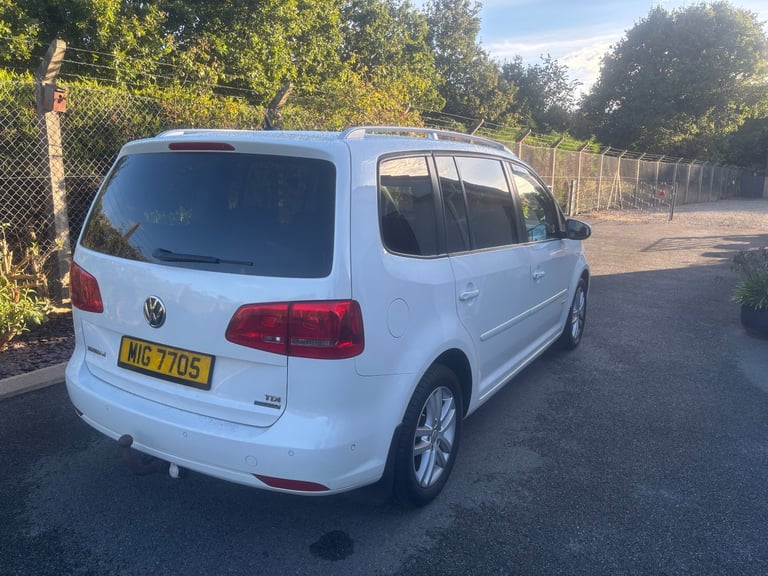 Volkswagen, TOURAN, MPV, 2014, Manual, 1598 (cc), 5 doors