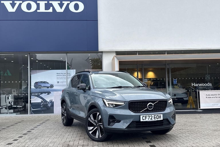 image for 2022 Volvo XC40 2.0 B4 MHEV Ultimate SUV 5dr Petrol Hybrid DCT Auto Euro 6 (s/s) (197 ps) ESTATE ...