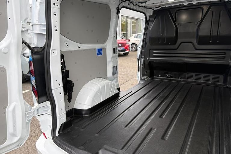 2024 Ford Transit Custom 280 Limited L1 SWB FWD 2.0 EcoBlue 136ps Low Roof, CAMERA, CRUISE CONTRO...