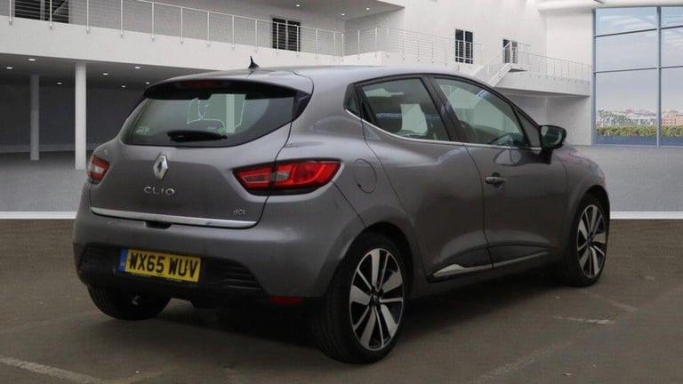 2015 Renault Clio 1.5 dCi Dynamique S Nav Auto Euro 6 5dr HATCHBACK Diesel Automatic