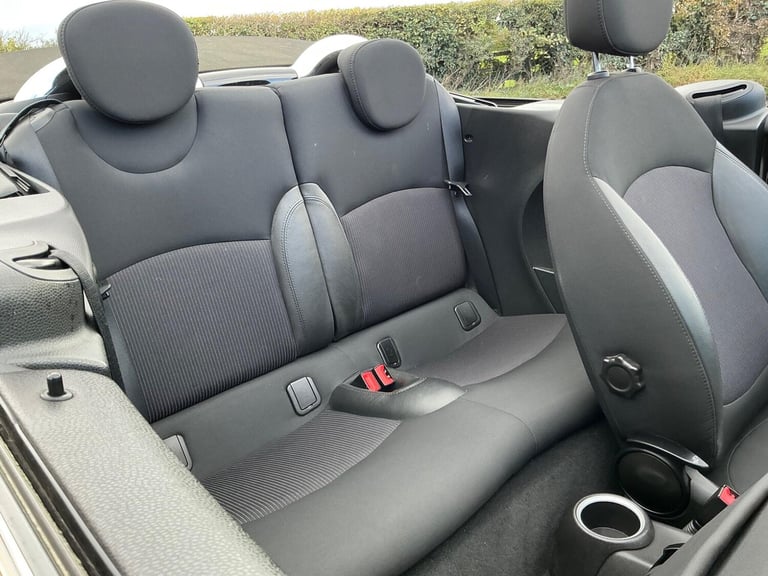 2015 MINI Convertible 1.6 Cooper S 2dr CONVERTIBLE PETROL Manual