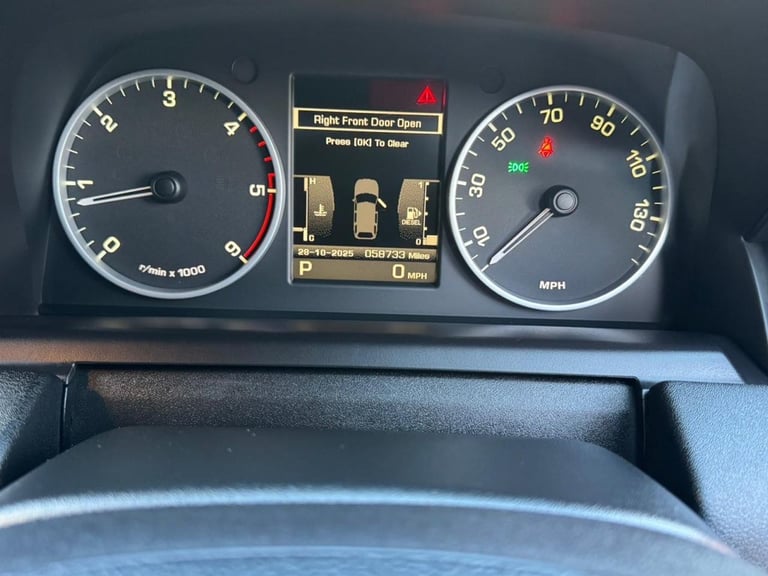 2010 Land Rover Range Rover Sport 3.0 TD V6 HSE SUV 5dr Diesel CommandShift 4WD Euro 4 (245 ps) D...