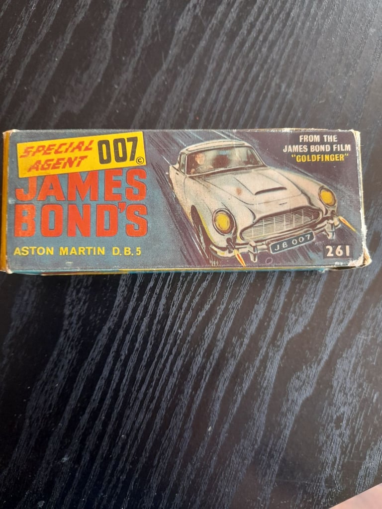image for Corgi 261 - James Bond's Aston Martin DB5 in Gold 1966 Boxed