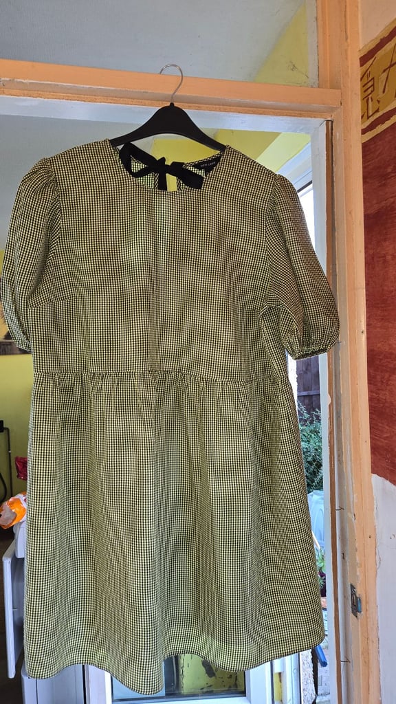 image for NewLook ladies dress, size 18