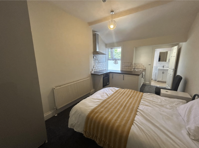 Newly Refurbished Modern Studio Apartments – DERBY City Centre
