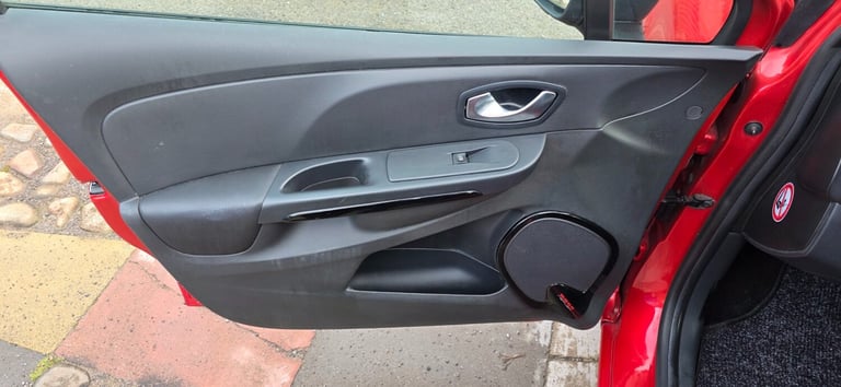 2015 Renault Clio 1.2 16V Dynamique MediaNav 5dr HATCHBACK Petrol Manual