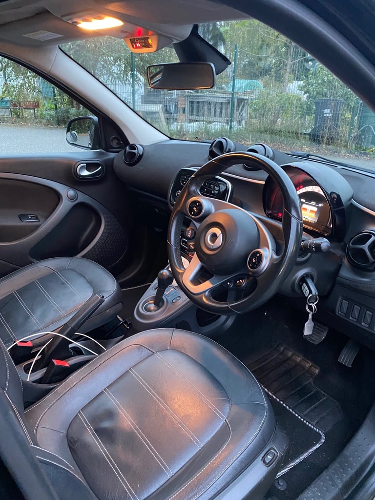 Smart, FORFOUR, Hatchback, 2017, automatic , 999 (cc), 5 doors