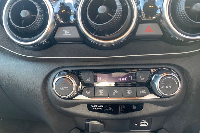 2023 Nissan Juke 1.6 Hybrid Tekna+ 5dr Auto HATCHBACK PETROL/ELECTRIC Automatic