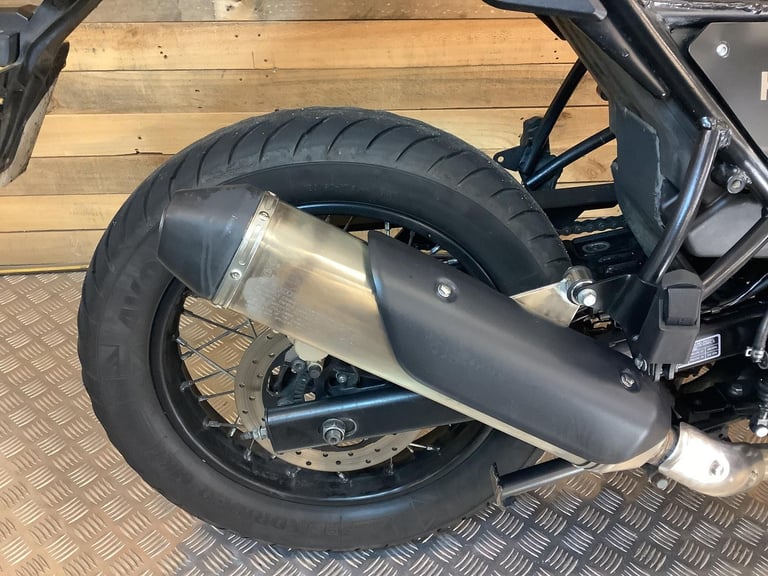 Royal Enfield HIMALAYAN E5 411