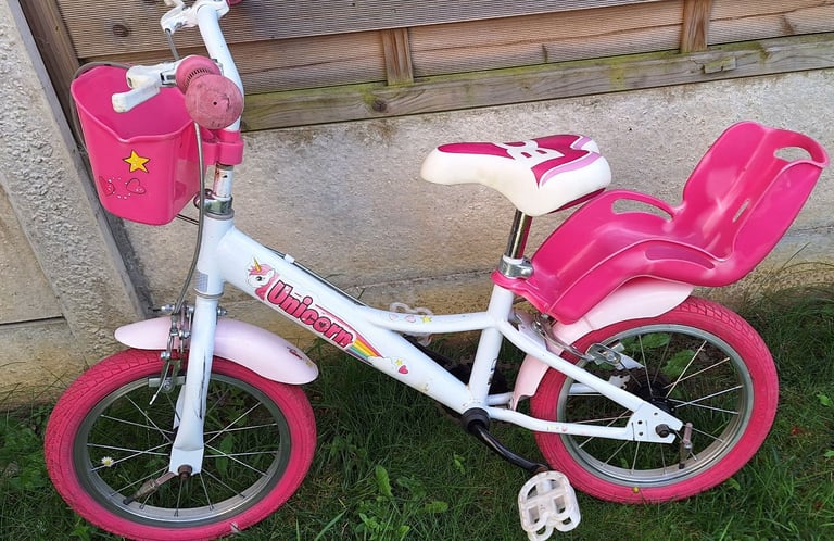 image for Girls bike 14in wheels,(please read)