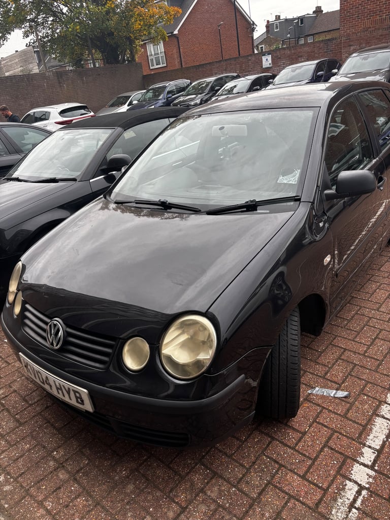 Cheap Volkswagen, POLO, Hatchback, 2004, Other, 1390 (cc),5 doors for sale in Slough, Berkshire