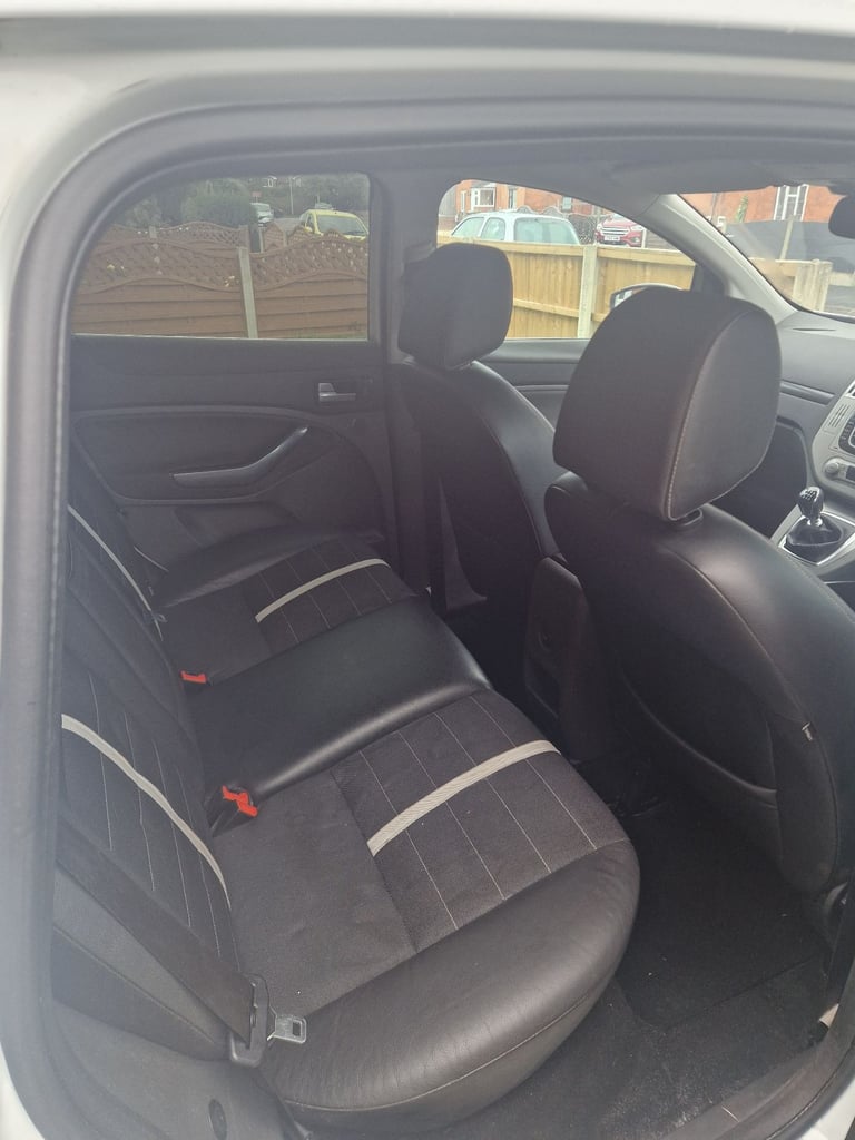 Ford, KUGA, Estate, 2009, Manual, 1997 (cc), 5 doors