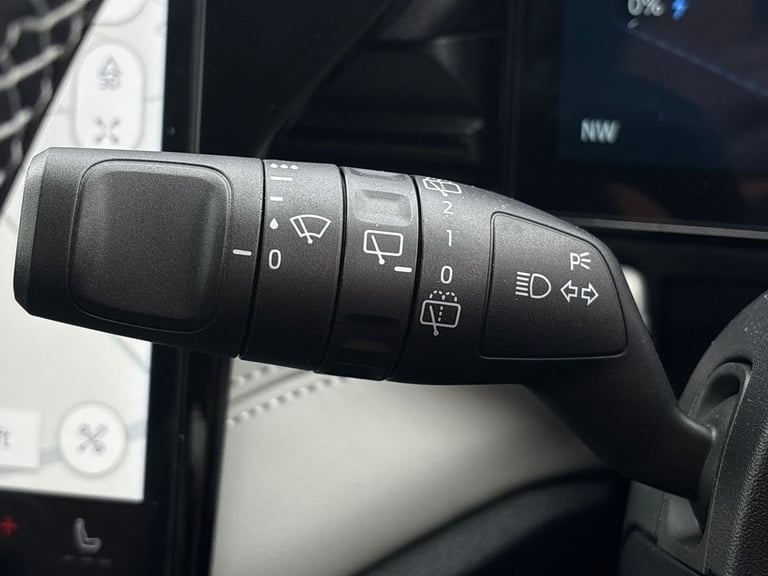 2025 Ford Puma Puma Gen-E Premium 5 Door 43 kWh Standard Range 1 Speed Automatic 5 Door ELECTRIC ...