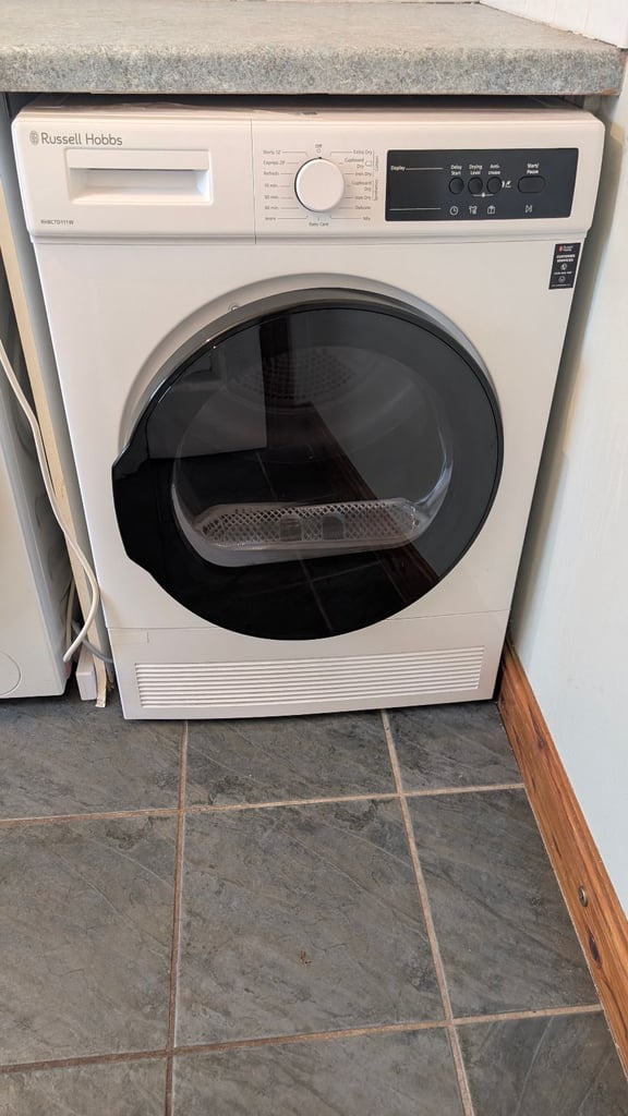 Russell Hobbs RH8CTD111W, 8kg, Condenser Tumble Dryer - White