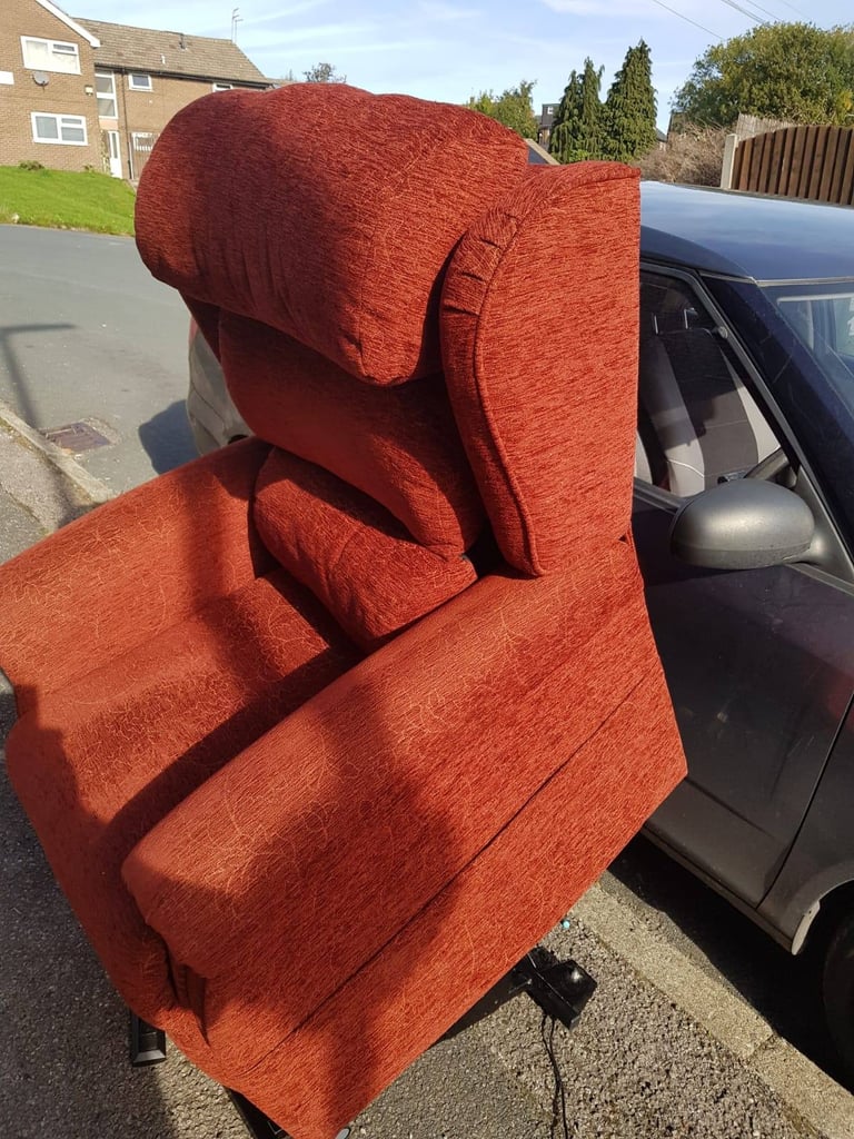 image for High Quality Rise And REcliner Armchair In great condition free delivery