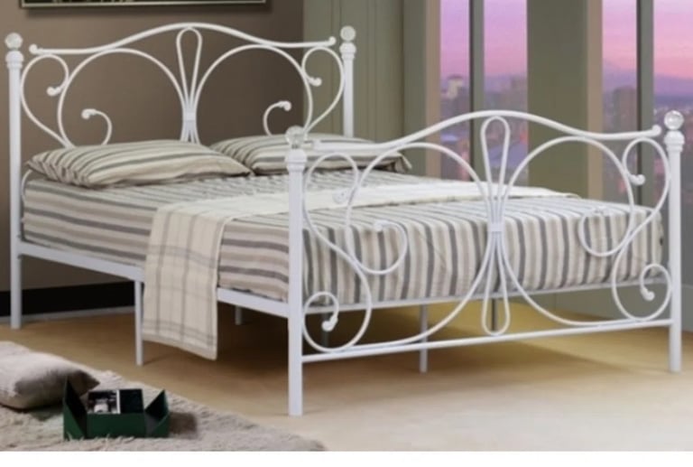 image for Wayfair single metal bed with or without a mattress £35 or the best offer