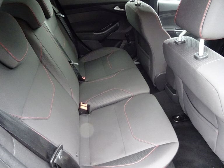  Ford Focus 1.0 EcoBoost 140 ST-Line Navigation 5dr finance available Petrol