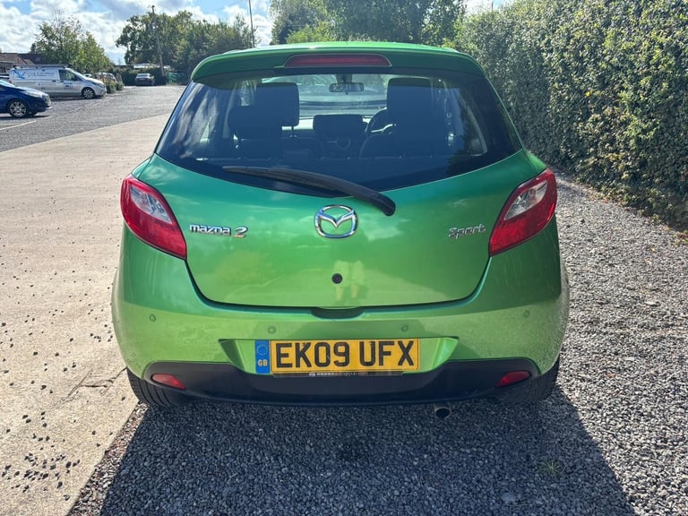 2009 Mazda Mazda2 1.5 Sport 5dr HATCHBACK Petrol Manual - Image 6