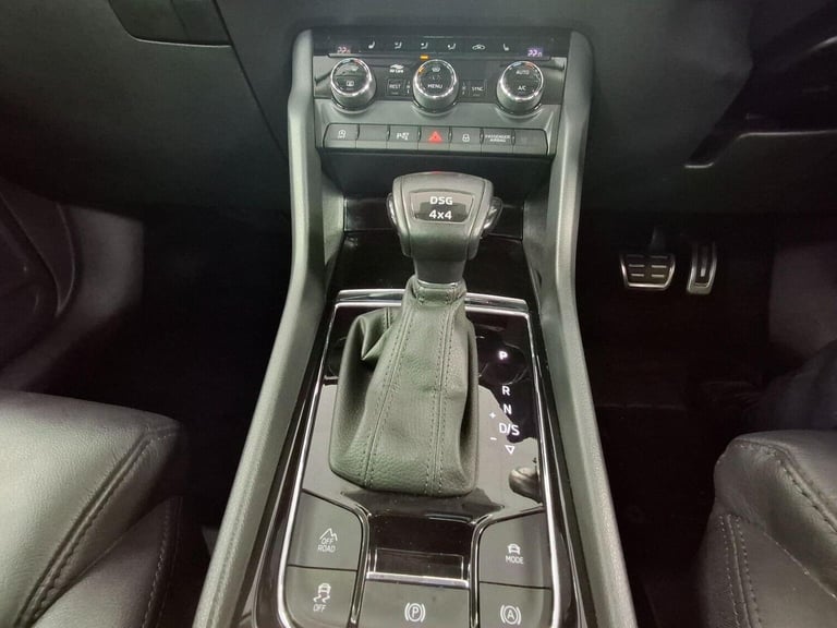 SKODA KODIAQ 2.0 TDI Laurin &amp; Klement DSG 4WD Euro 6 (s/s) 5dr (7 Seat) 2021