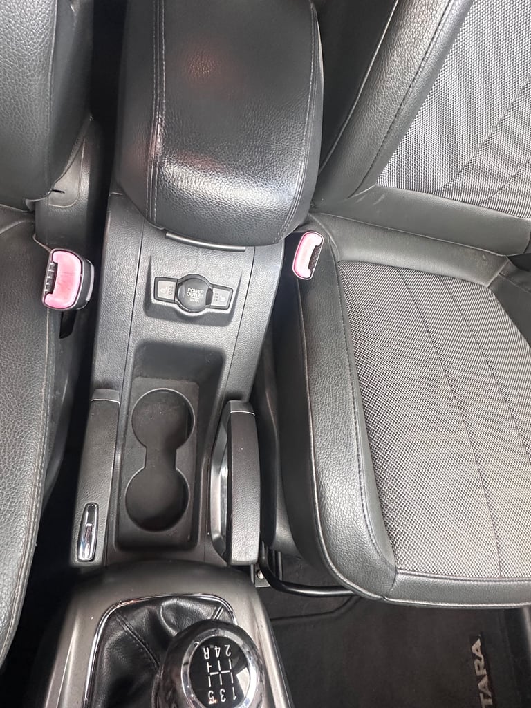 Vauxhall. Antara  2.0 diesel 4x4 S spec 