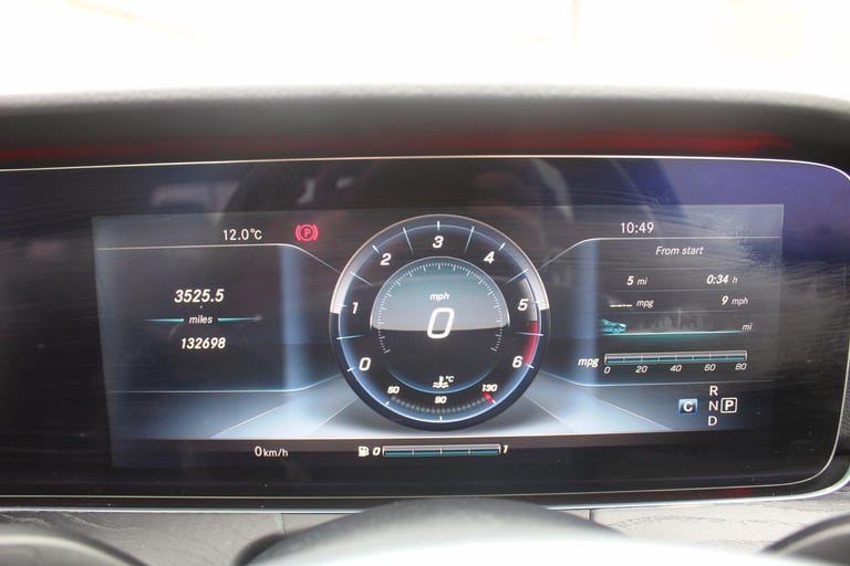  Mercedes-Benz E-Class 2.0 E220d AMG Line (Premium) G-Tronic+ Euro 6 (s/s) 4dr Diesel Automatic